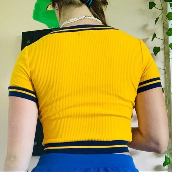 top - Picture 2 of 3